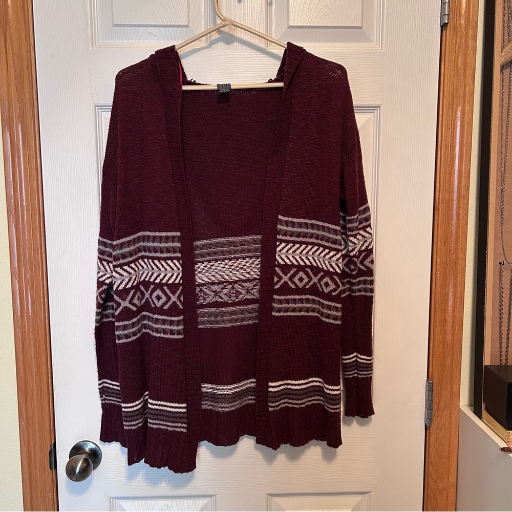 Women's Burgundy Patterned Sweater
